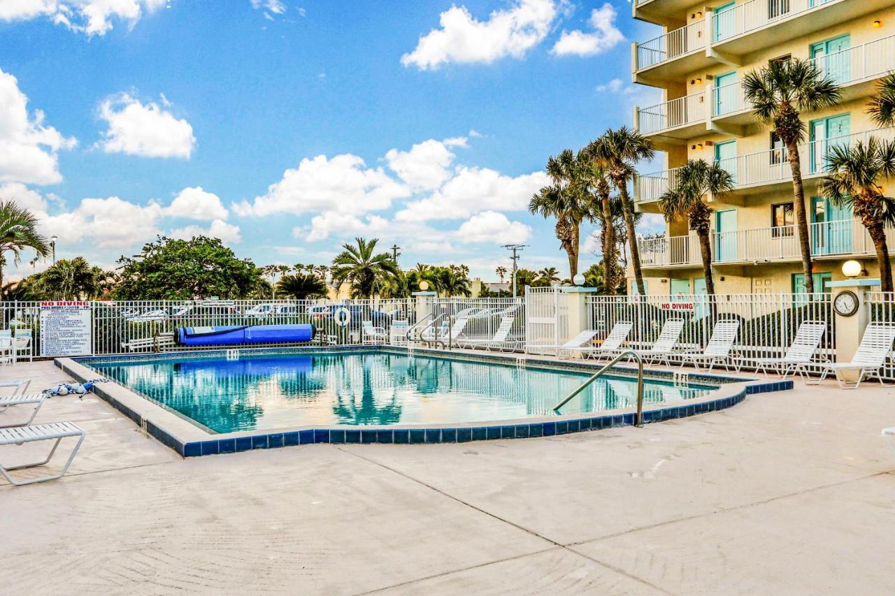 Atlantic Sands Condos Cocoa Beach Exterior photo