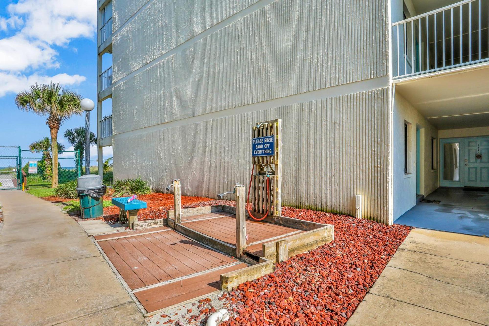 Atlantic Sands Condos Cocoa Beach Room photo