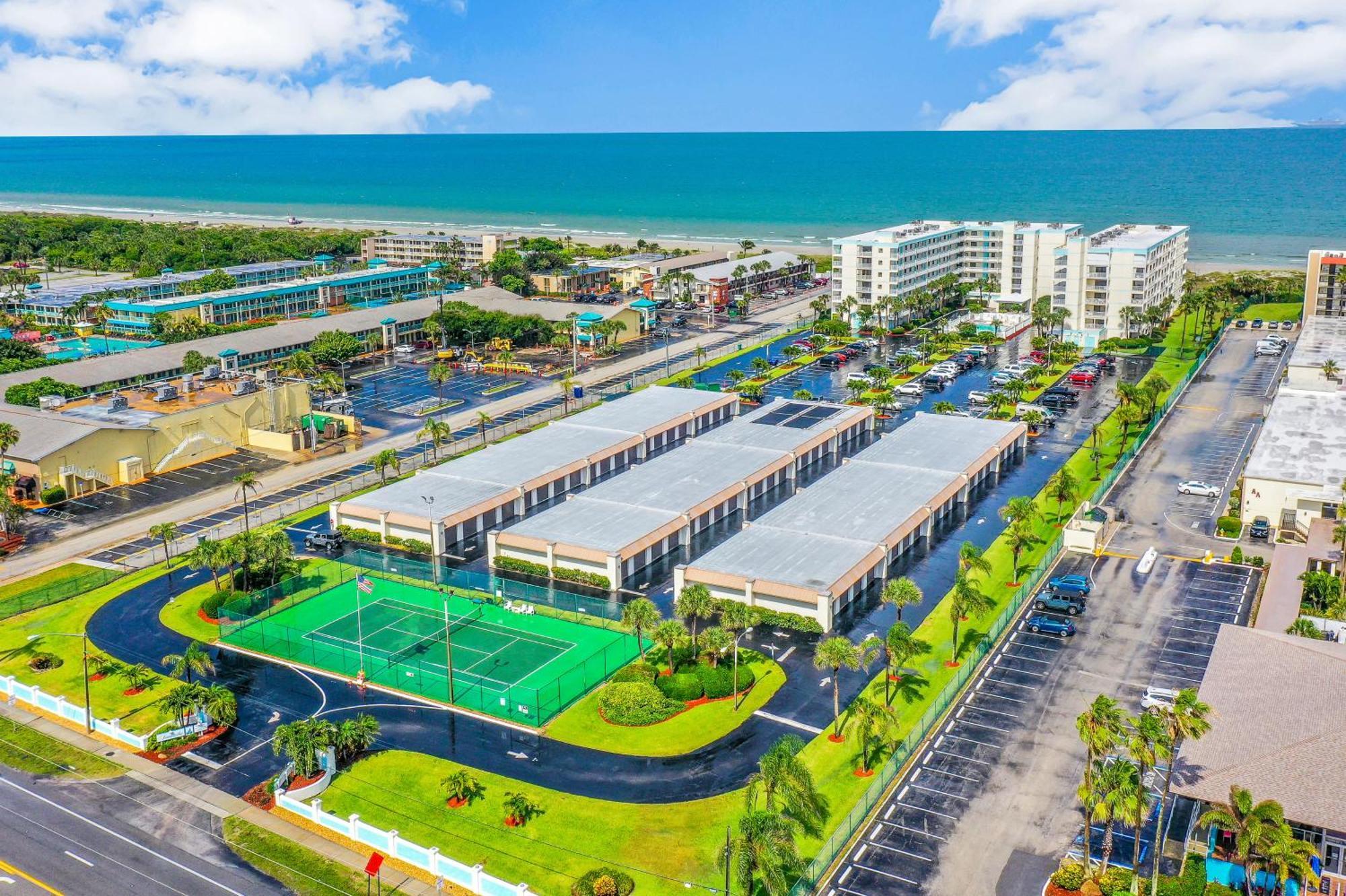 Atlantic Sands Condos Cocoa Beach Room photo